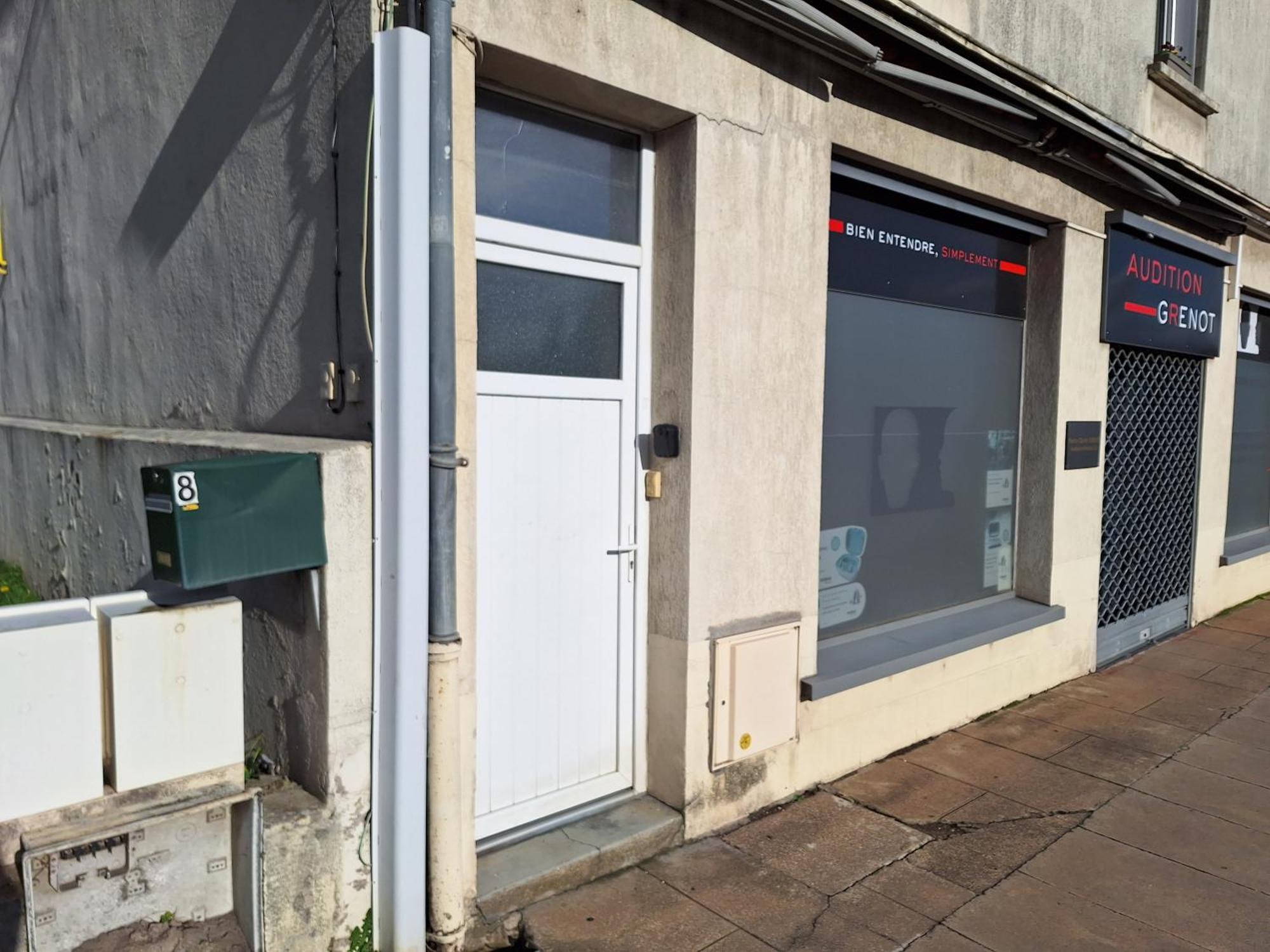 Le-Bon-Appart De Plain-Pied Avec Terrasse Auxonne Exterior photo
